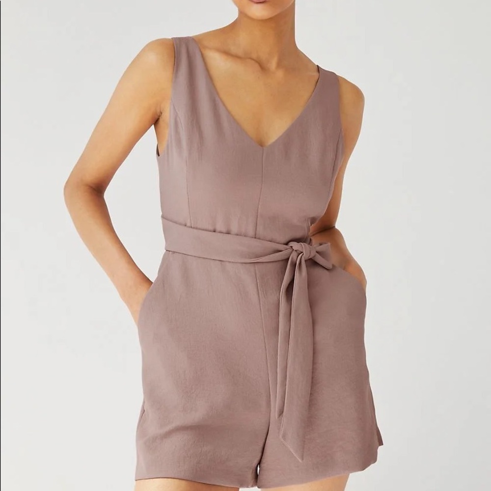 Aritzia Mauve Sleeveless Dress